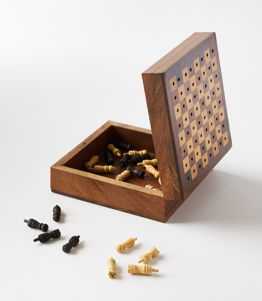 Matr Boomie - Handmade Rosewood Travel Chess Game