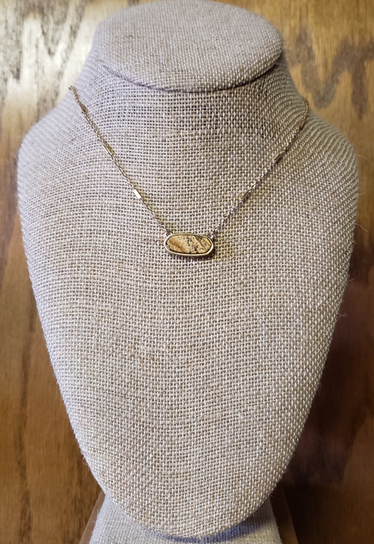 Small Pendant Stone brown and black