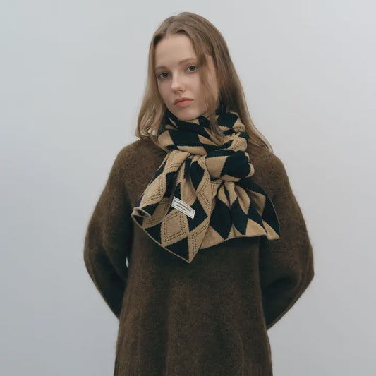 Dipped Shop - Diamond Plaid Knit Scarf