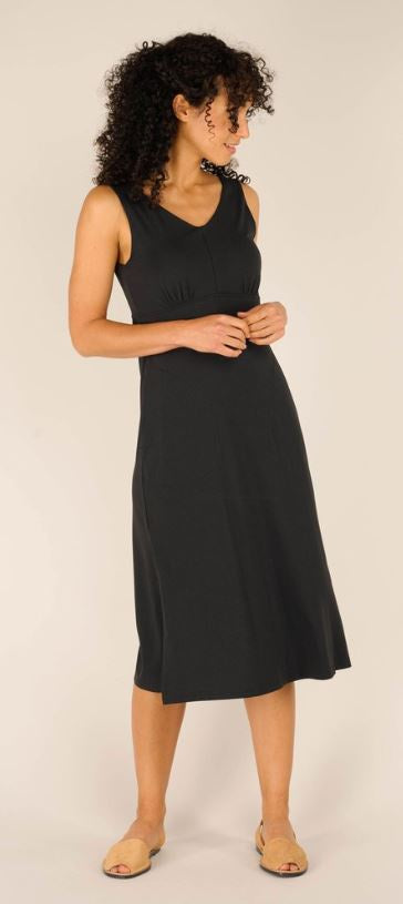 sherpa neha midi dress Sherpa: Neha Midi Dress